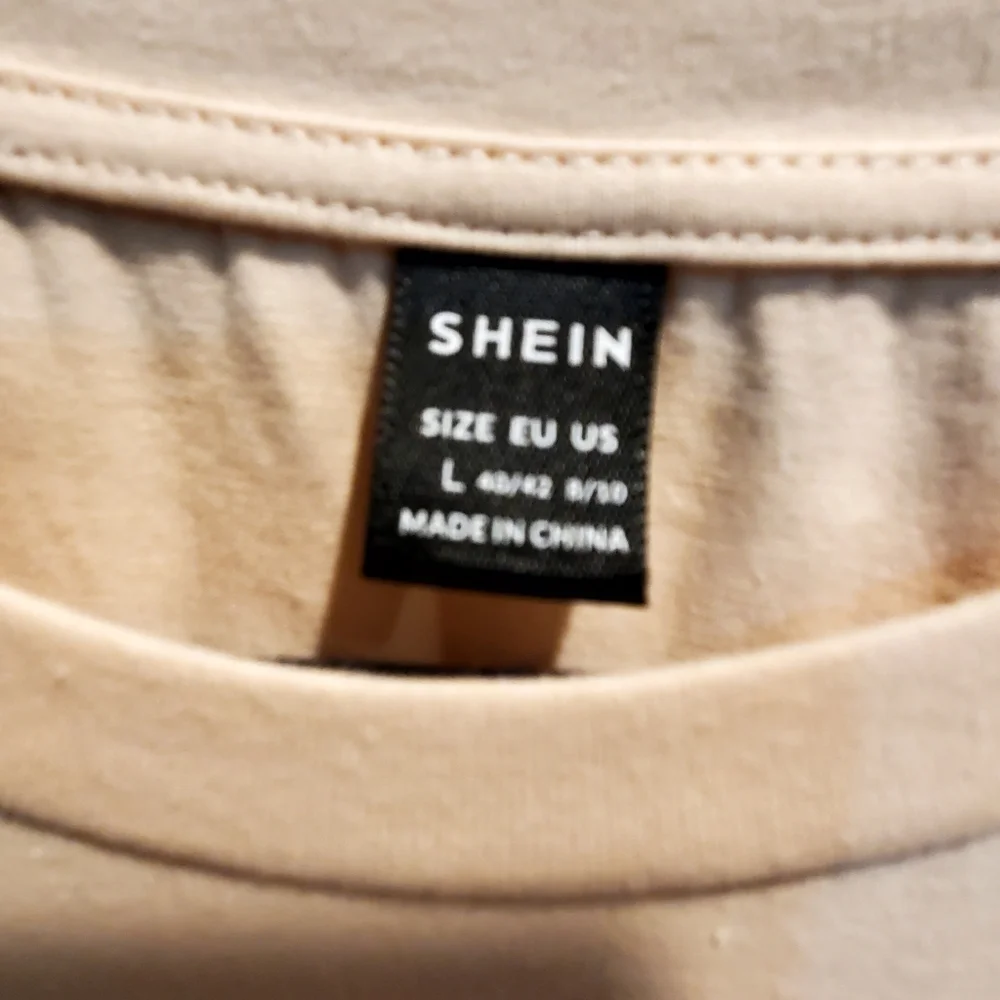 Shein, Women's size Large, T-Shirt, Brand New, Never Worn, Surfing Waves - Picture 5 of 7